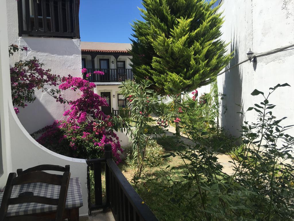 Salinas Beach Hotel Bodrum-Boutique Concept Gümbet Esterno foto